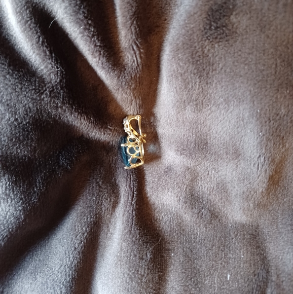 14k Gold London Blue Topaz Pendant. No Chain. - Picture 5 of 7